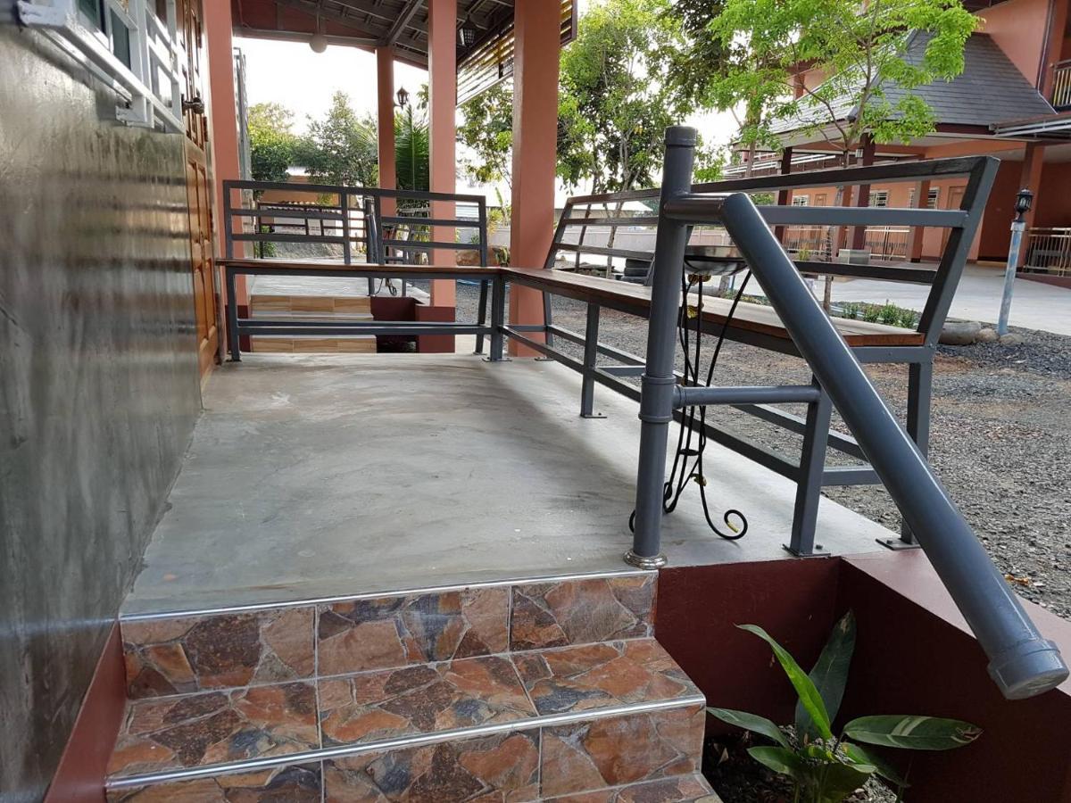 Apartmán ก่อน-ใดใด อพาร์ทเม้นท์ Nong Ki Exteriér fotografie